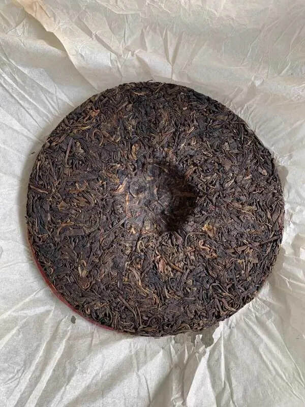 99年班章王中茶绿印生茶,纯料，蜜香甘甜，超级干仓。