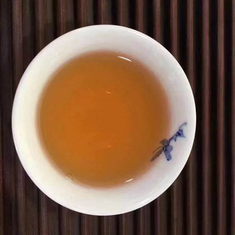 #普洱茶# 96年勐海茶厂8582绿印生茶#茶生活#