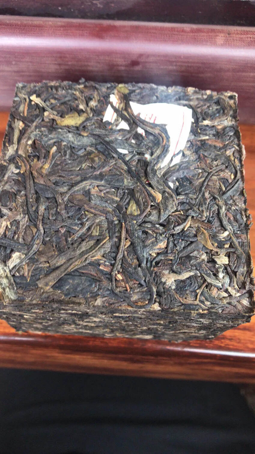 2017年半盆古树茶，400克，干茶条索油亮肥厚，茶