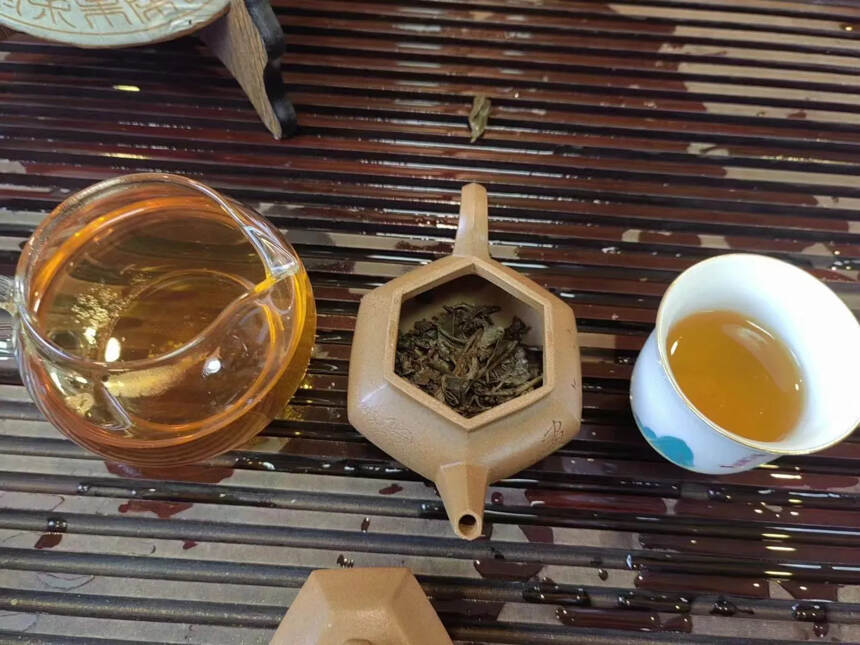 #普洱茶# 04年昌泰云雾圆茶高山云雾出好茶#茶生活