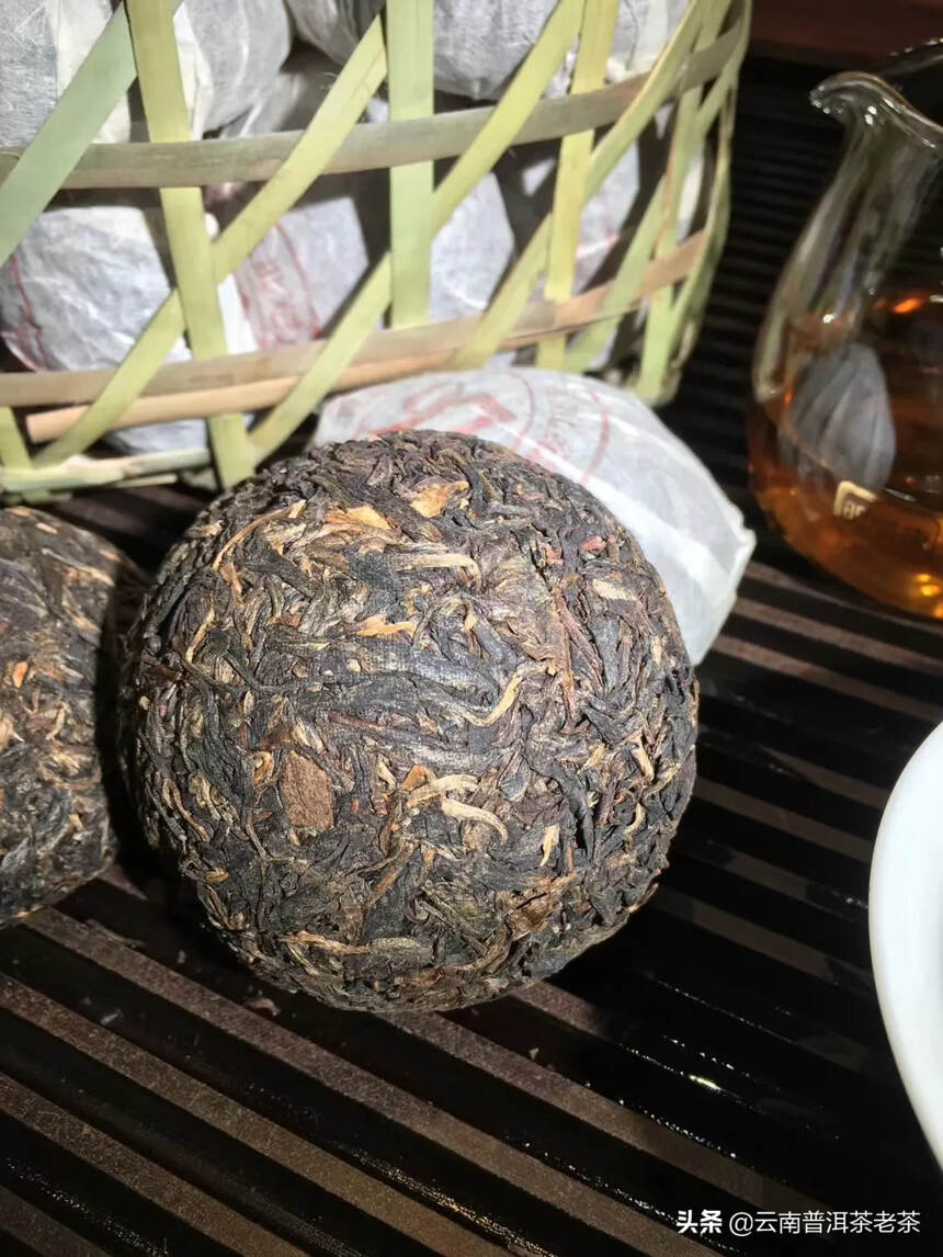 97沱茶，100克每个，5个一筐，滋味甘醇，入口柔和