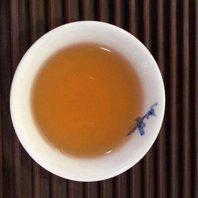 96年勐海茶厂8582绿印生茶，勐海飞干仓老茶#广州