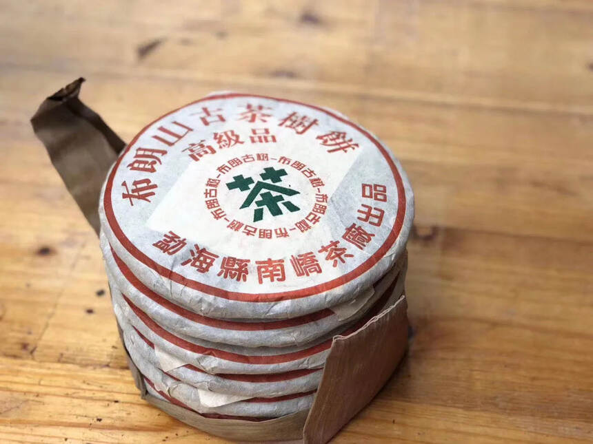 05年南峤｜选定制·布朗古茶树高级品产品简介：此茶仓