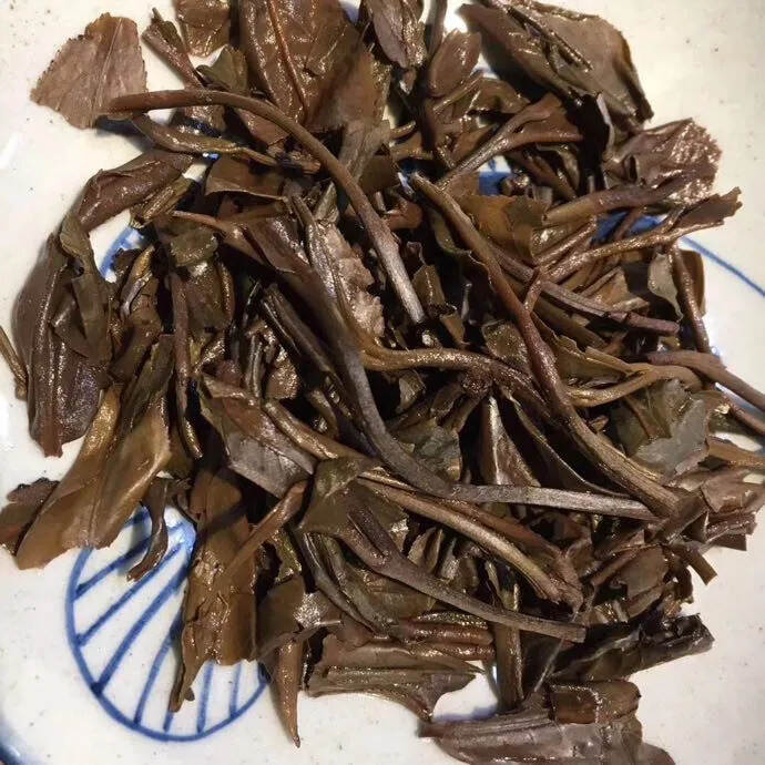 2003年易武正山麻黑古茶树青饼，越陈越香。古法手工