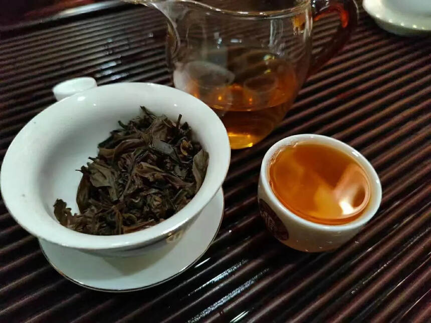 #普洱茶# “紫雲號”青饼圆茶#茶生活#