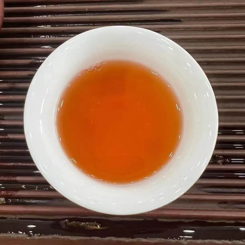 #普洱茶# 90年代格纹纸千年古树茶寄生饼#茶生活#