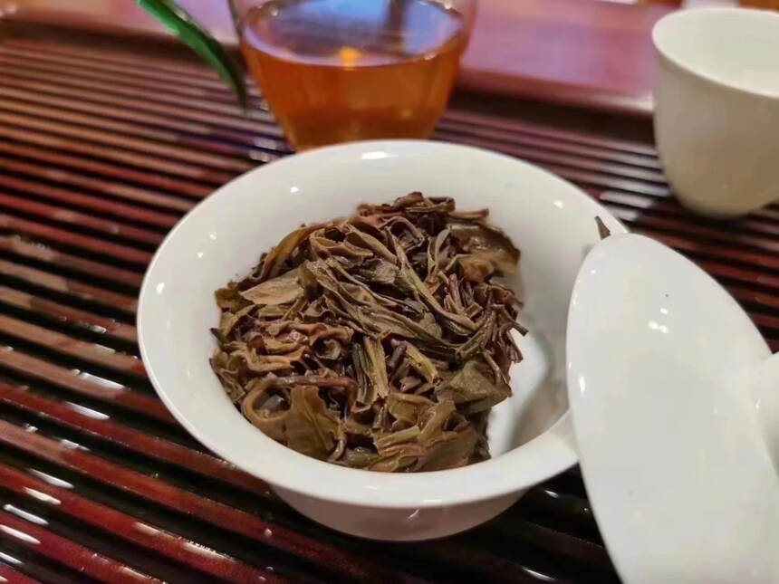 #茶生活# 大益2005年青沱，紫大益内飞#普洱茶#