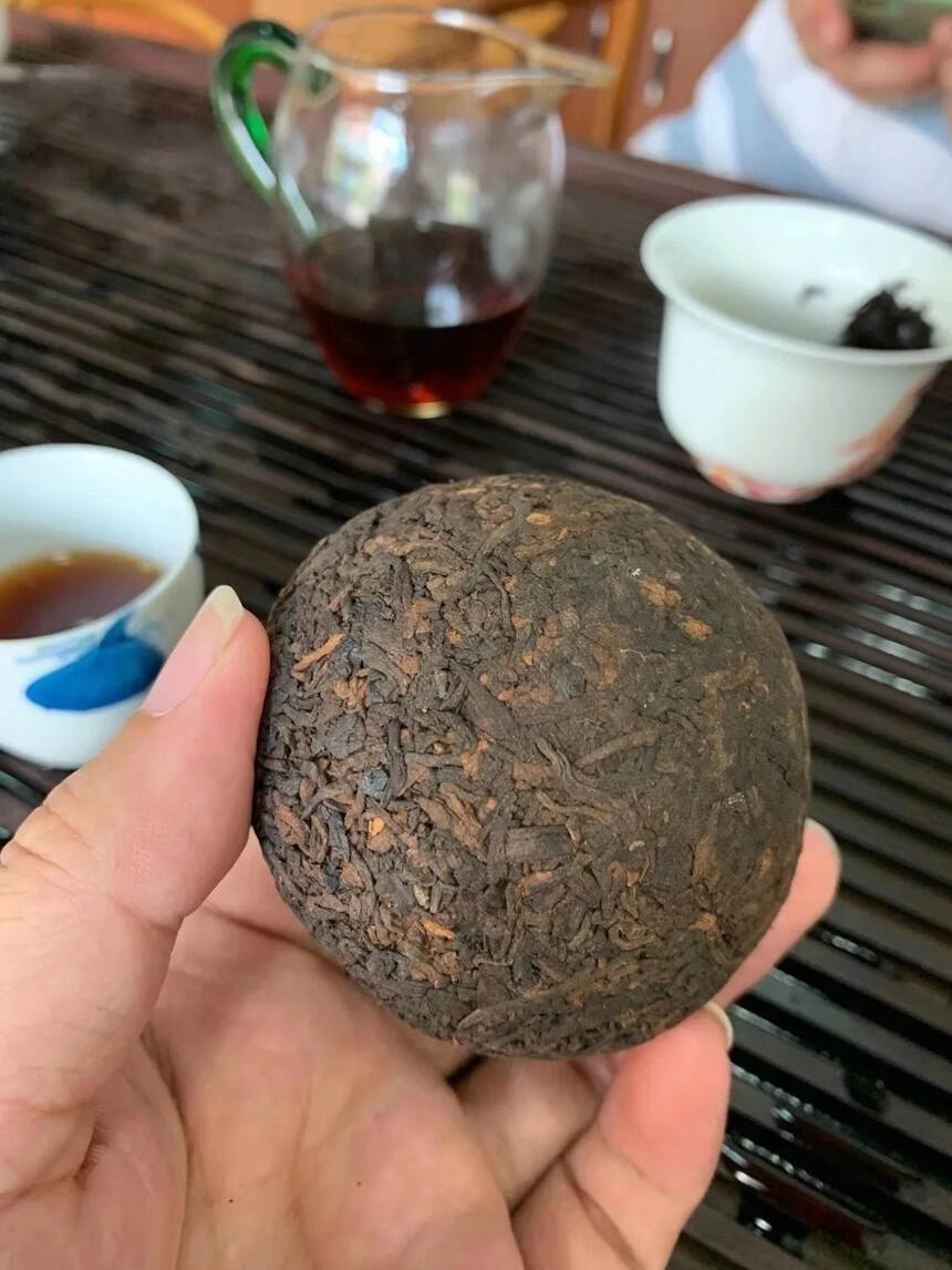 05年凤牌熟茶 首批【普洱甲级沱茶】，限量300件，