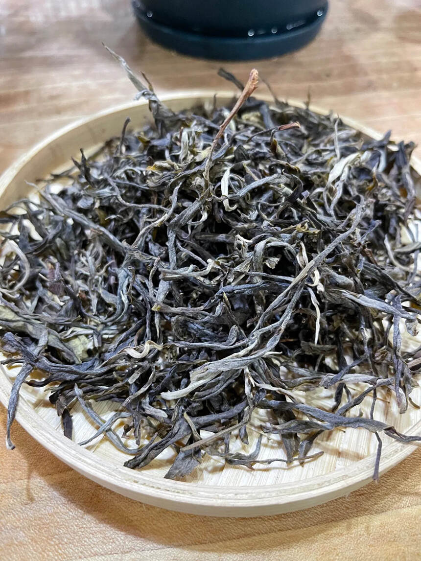 帕沙犀牛塘秋茶，树龄大，口感香甜蜜香。古树茶，汤汁细