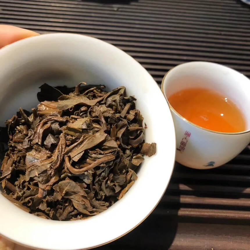 2006年品香园班章乔木青饼#普洱茶# #茶生活#