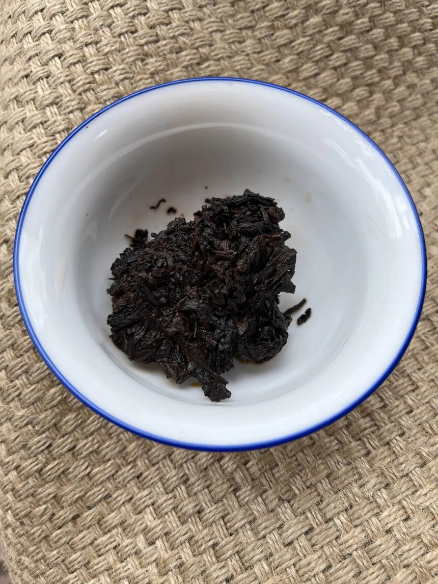 98年中茶大红印熟茶，药香甘甜！#广州头条# #发现