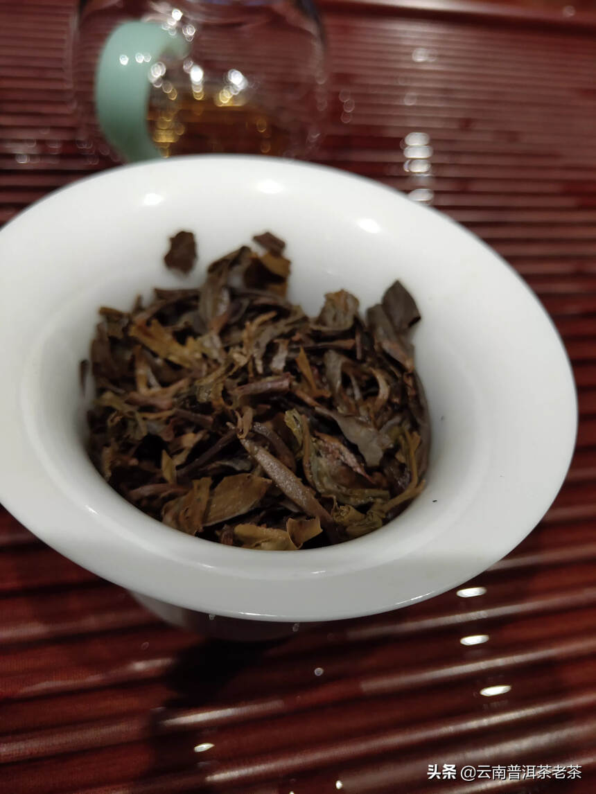 04年/昔归老生茶，云南纯干仓存储，茶汤透亮，入口甜