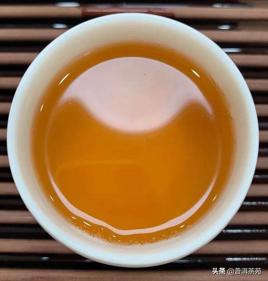 2017生肖鸡饼生茶，900克/片#中国茶韵# #普