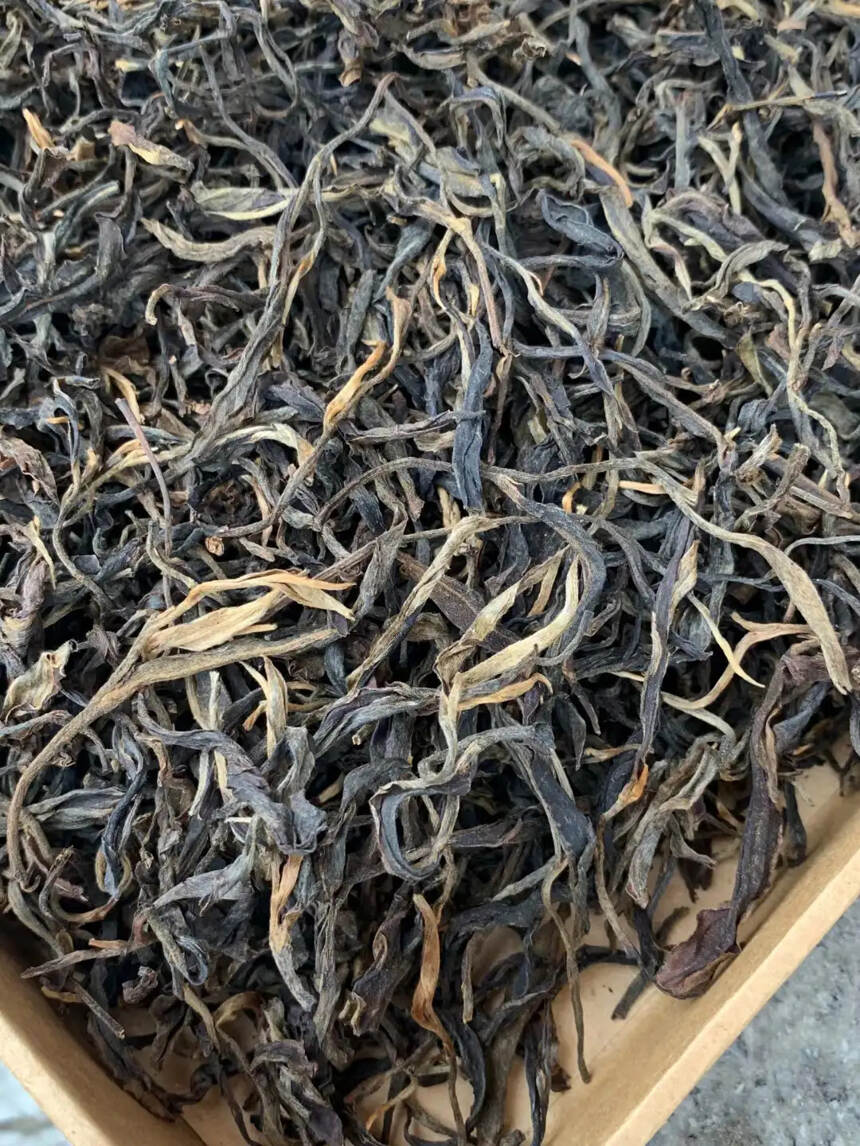 2006年班章散料，2kg/篓#茶生活# #喝茶#