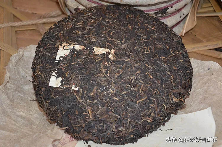 2003年福海茶厂7536经典青饼，88青气质，昆明