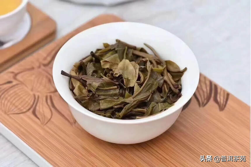 2012年冰中岛古树陈茶，200克/片，7片/提#茶