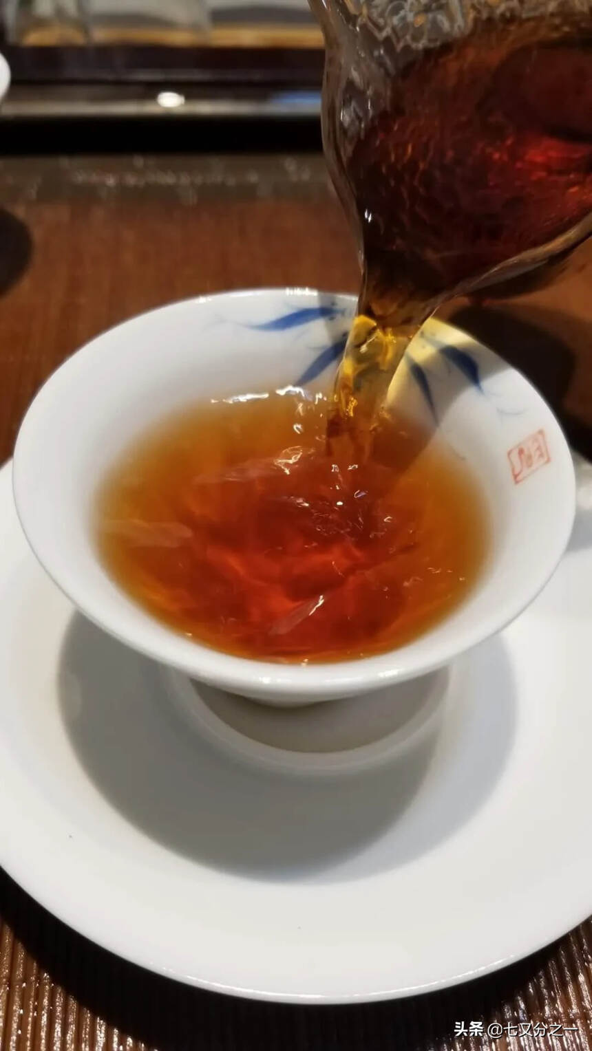 经典款好茶
98年云南下关茶厂出品 口感细腻柔软 甜