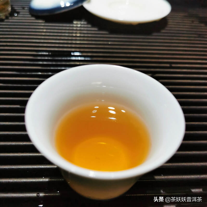 90年代可以兴野生古树茶，纯易武野生古树茶料，微烟香