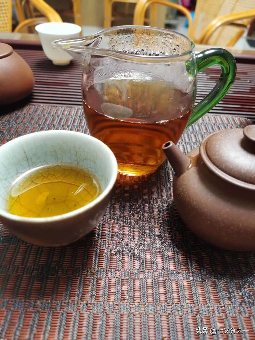 98年凤庆黄印生茶饼，纯干仓！甘甜霸气，好茶！