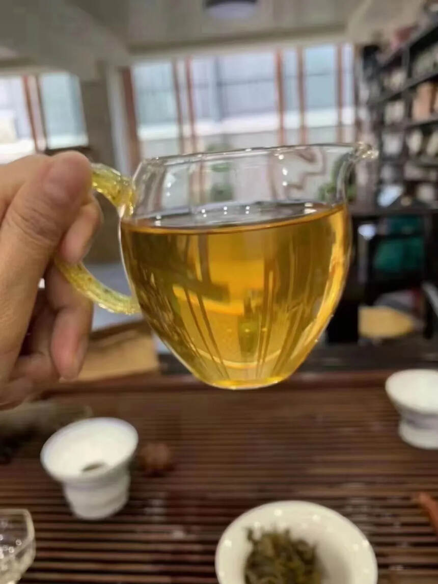 2019年班章黄金柱300克/条#茶生活# #喝茶#