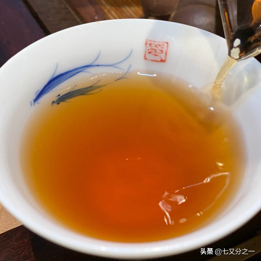 80年代那卡古树竹筒老生茶
昆明纯干仓存放！
甘香醇