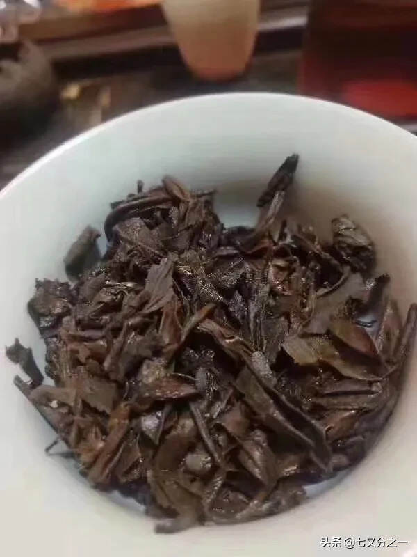 94年中茶牌圆茶乙级
极具传奇色彩的历史产物，坊间已