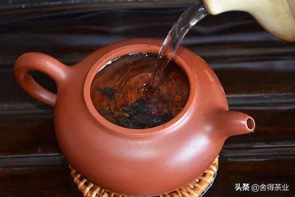 90年代中茶牌大红印圆茶，高端定制茶，近30年的干仓