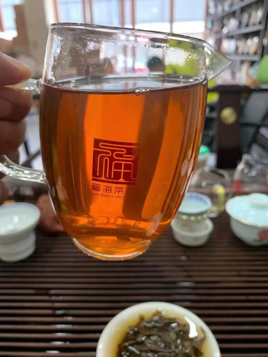 2003年易武单一茶箐，所谓单一茶箐就是早期纯料概念