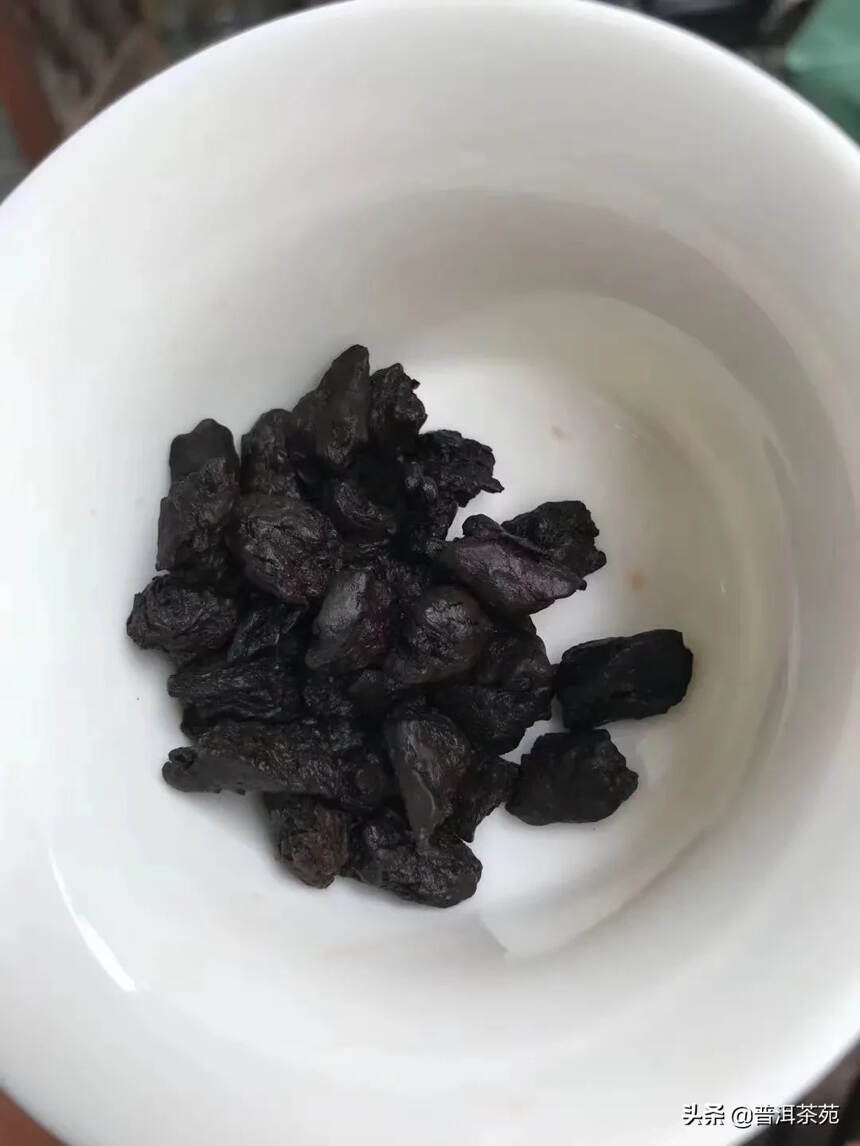 你知道吗？
2019年糯香茶化石，非常干净。茶化石也