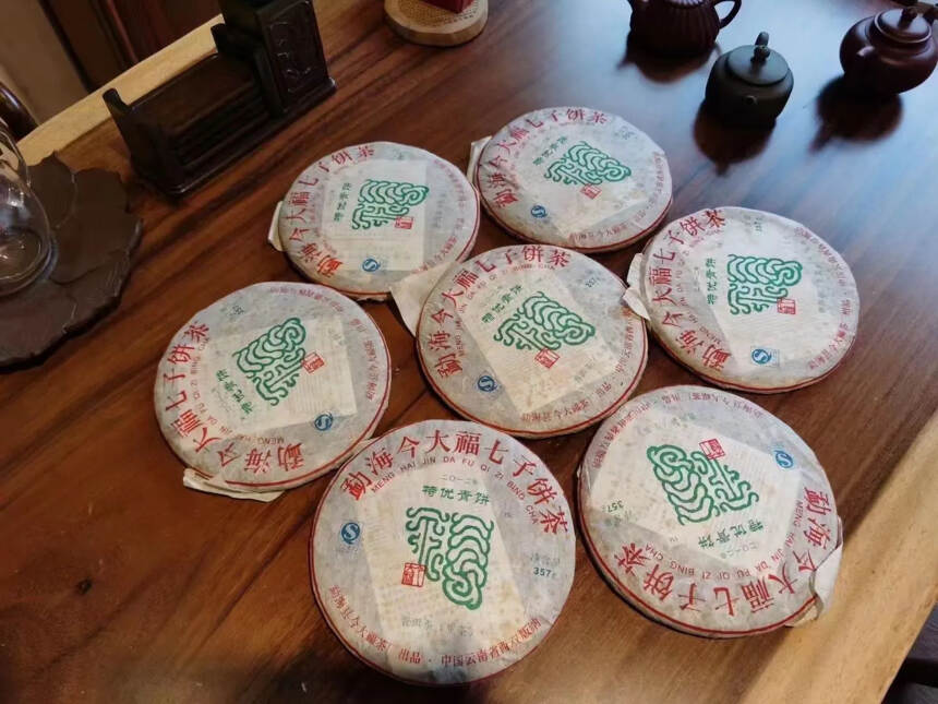#今大福创立之初第一款产品
​2012年特优青饼
​