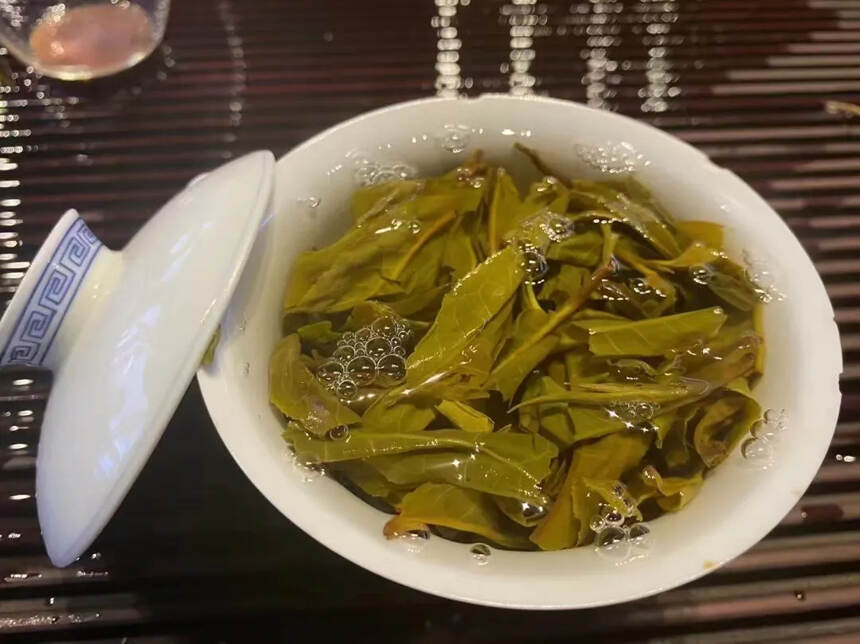 2018年勐宋古树茶，生茶，一提7片，一片357克，