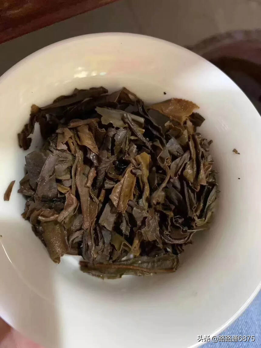 2002年班章生态茶王砖，纯干仓存放，250克/片，