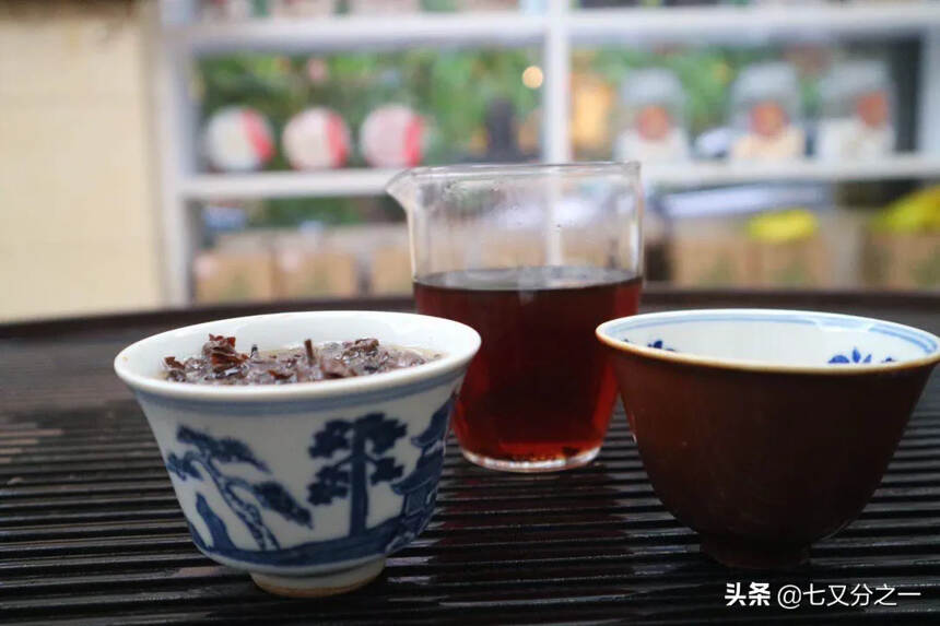 80年代沧海茶庄老易武生茶，柔和舒适，甘甜陈香！好茶