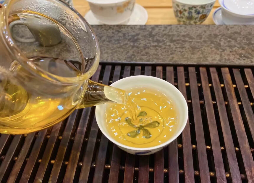 21年蓝宝石曼松贡茶，一泡难求，100克/片#茶生活