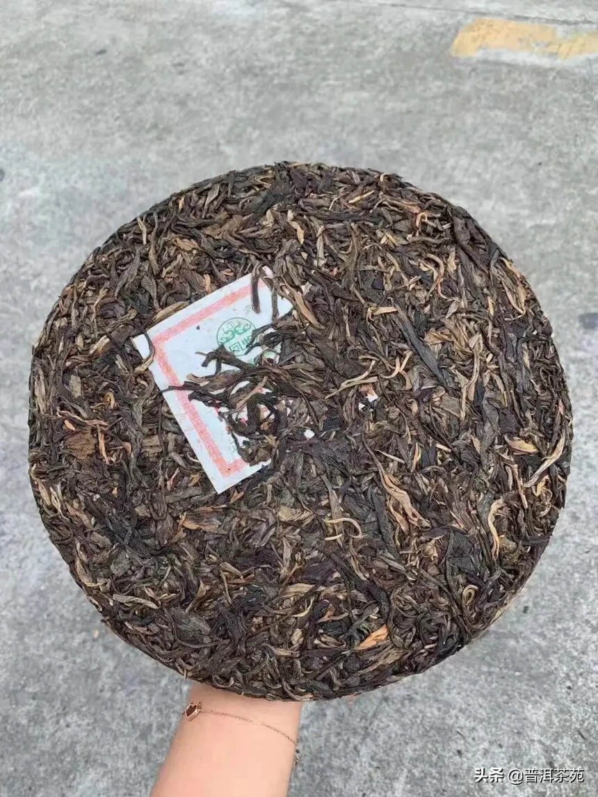 2004年千年古茶树茶青饼， 1000g/片#普洱茶