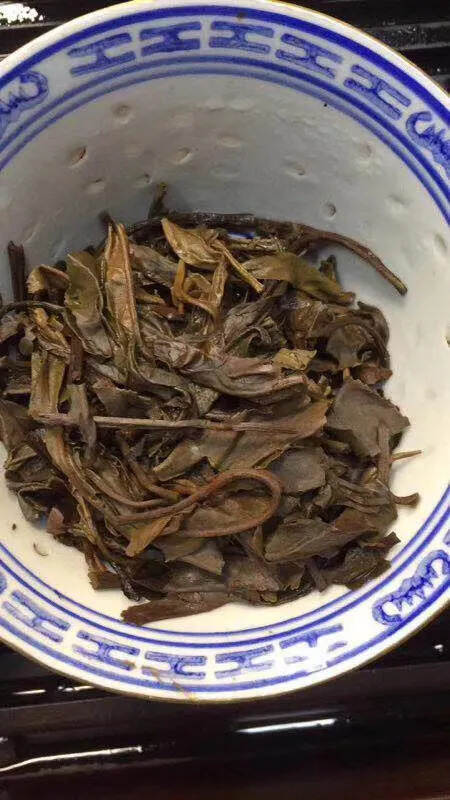 06年易武顺林号老树春芽生茶，干仓好茶。#普洱茶#