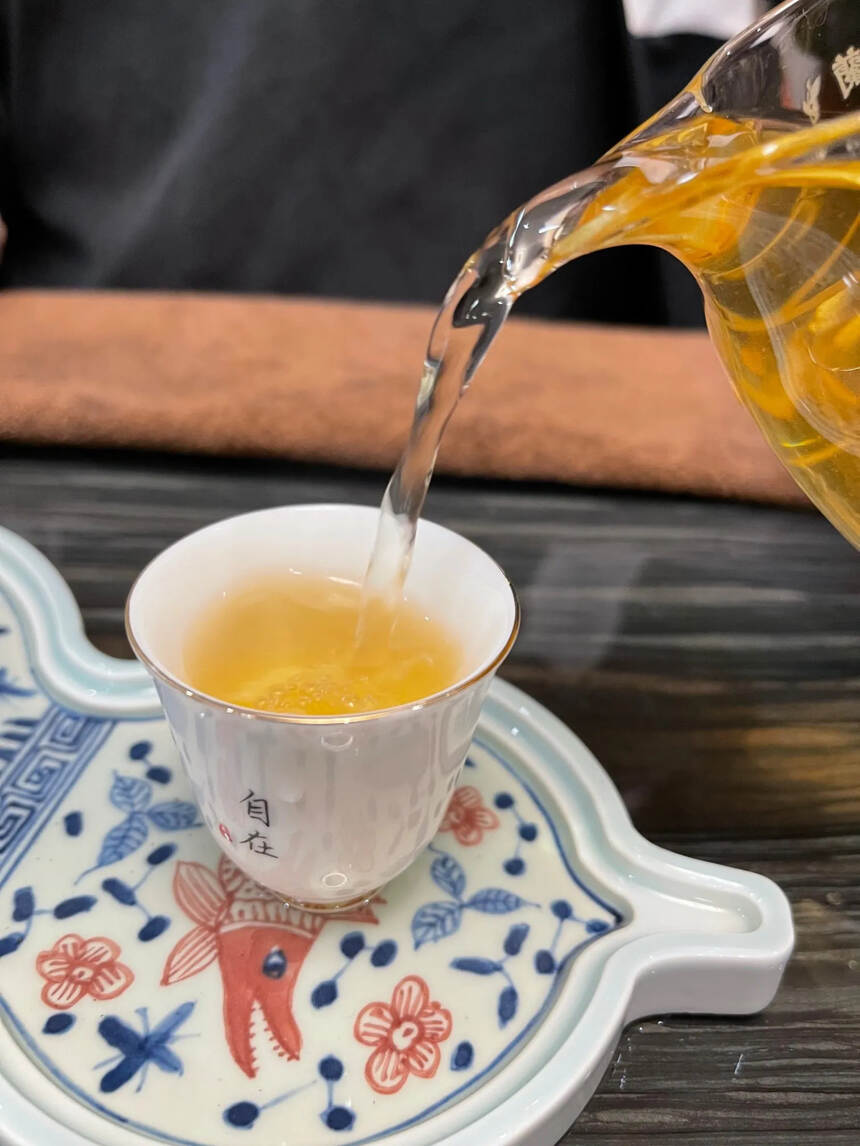 高端龙珠生茶系列—2021年那卡头春大树龙珠。点赞评