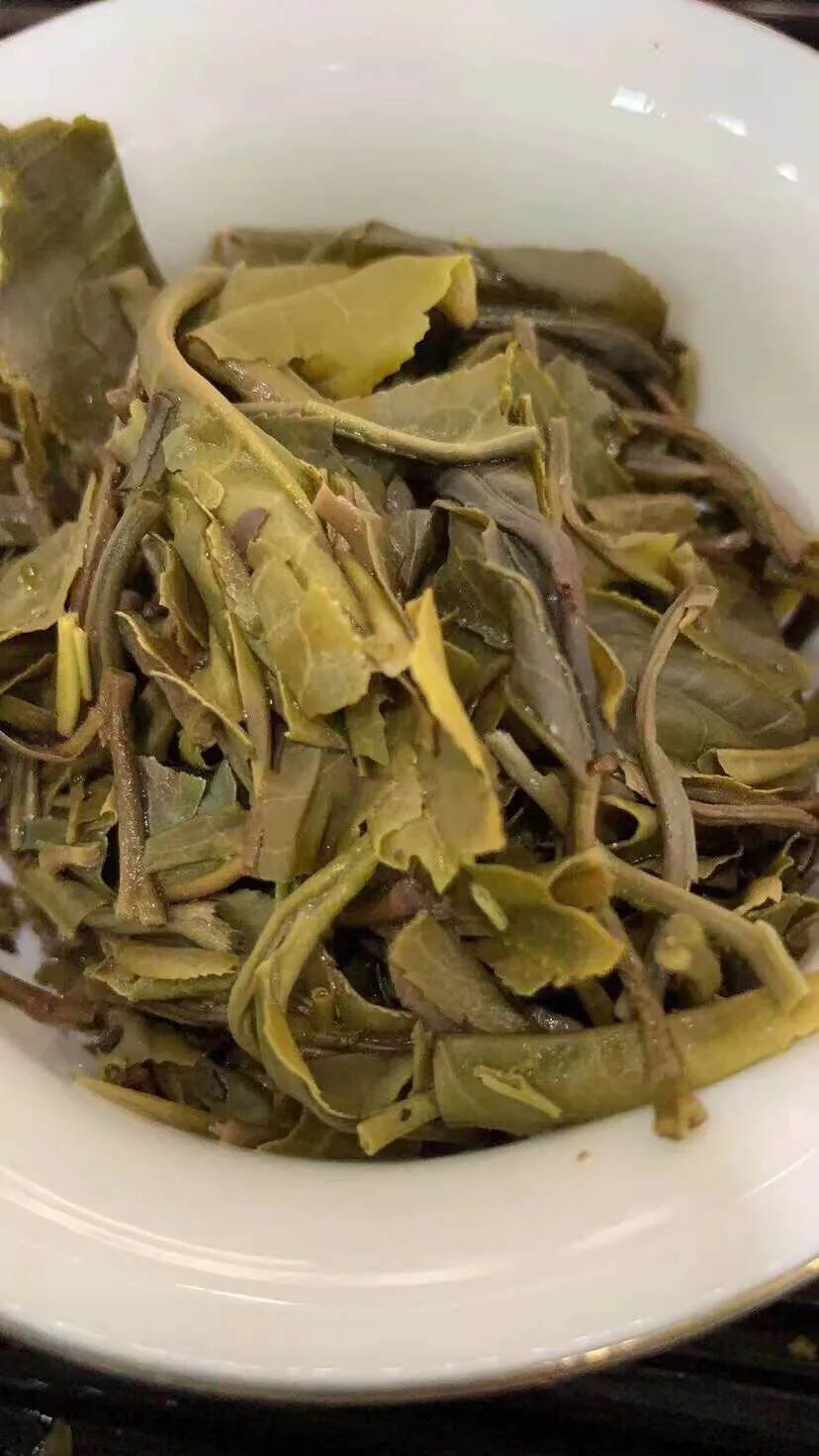 ❤❤

2019曼松生茶，口感厚重，滋味醇厚，茶气刚