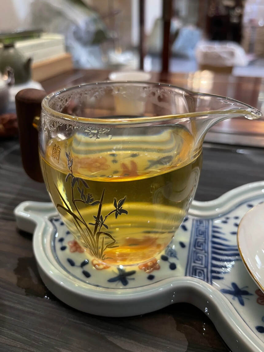 新茶严选：
高端龙珠生茶系列，2021年曼糯头春古树