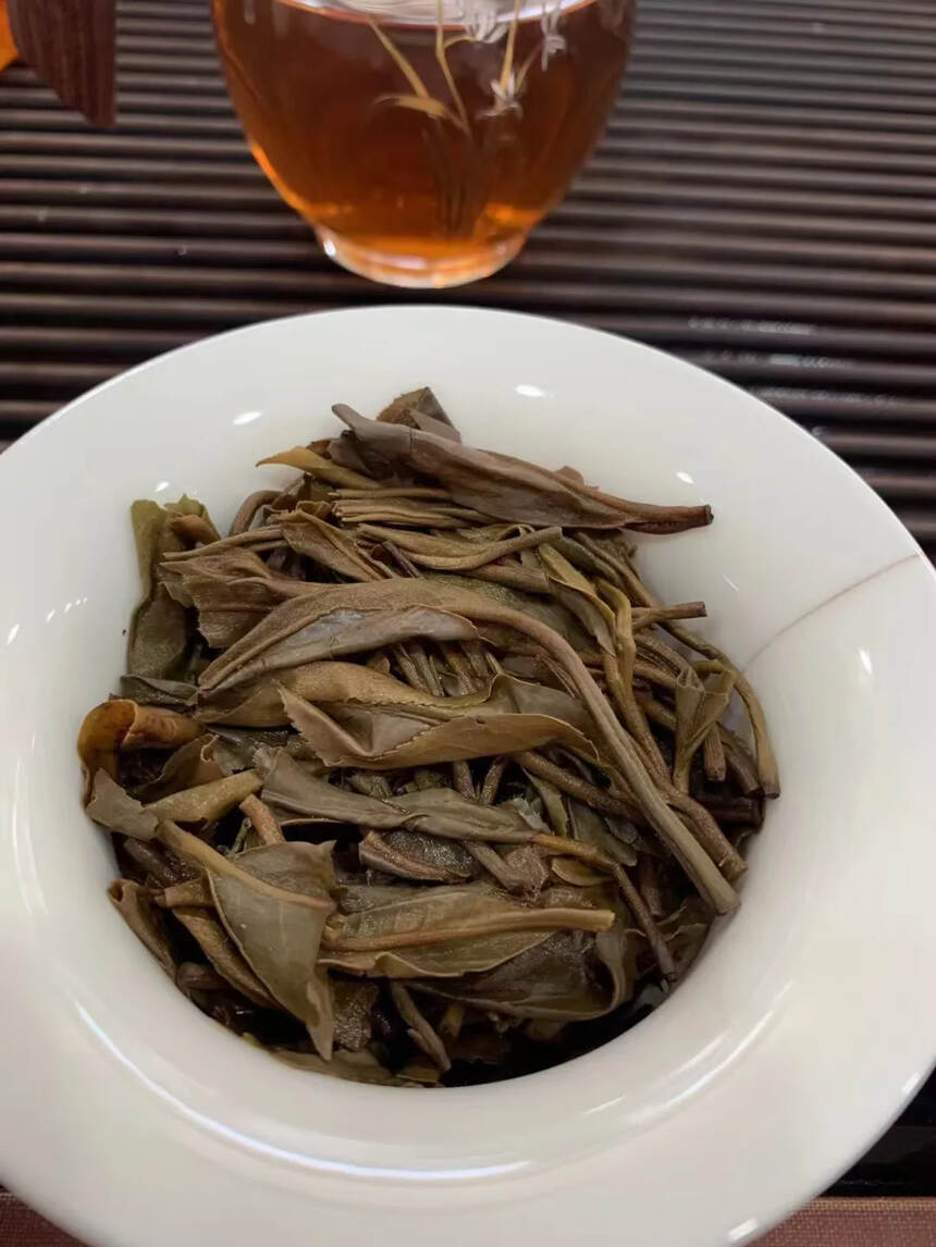 2006年凤临高香孔子文化节纪念普洱茶，这种茶就是纯