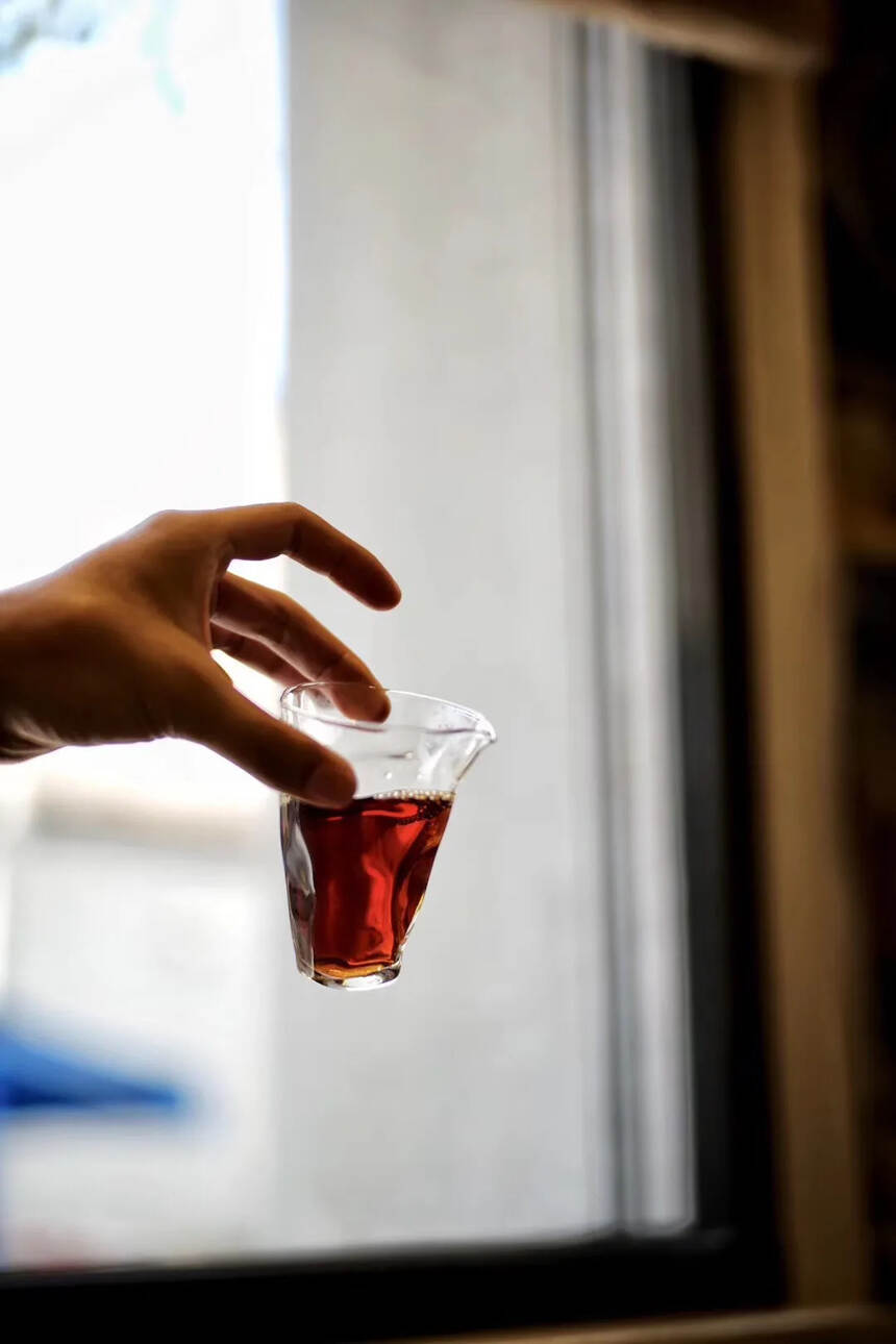 八十年代油光纸茶字熟砖。点赞评论送茶样品试喝。#普洱