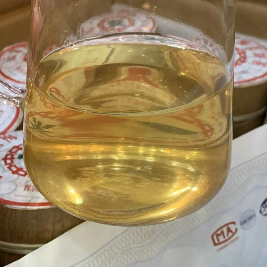 2019年中茶梅花饼，经典重现
复古配方并原料升级，