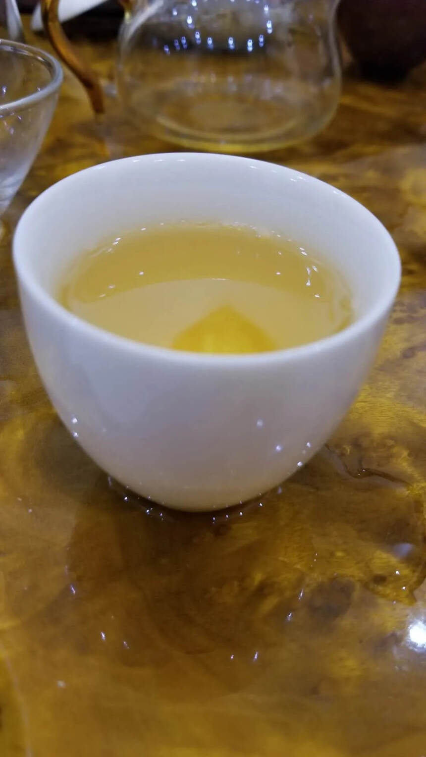 2020年4月初班盆古树茶饼400克，纯料！#普洱茶