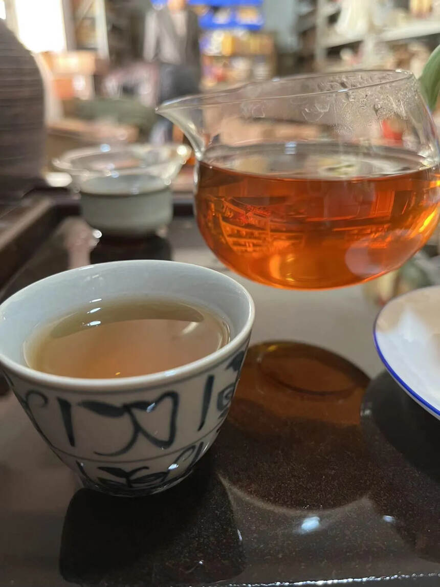 96年凤庆7532绿印生茶，勐库老树茶纯料压制，口感