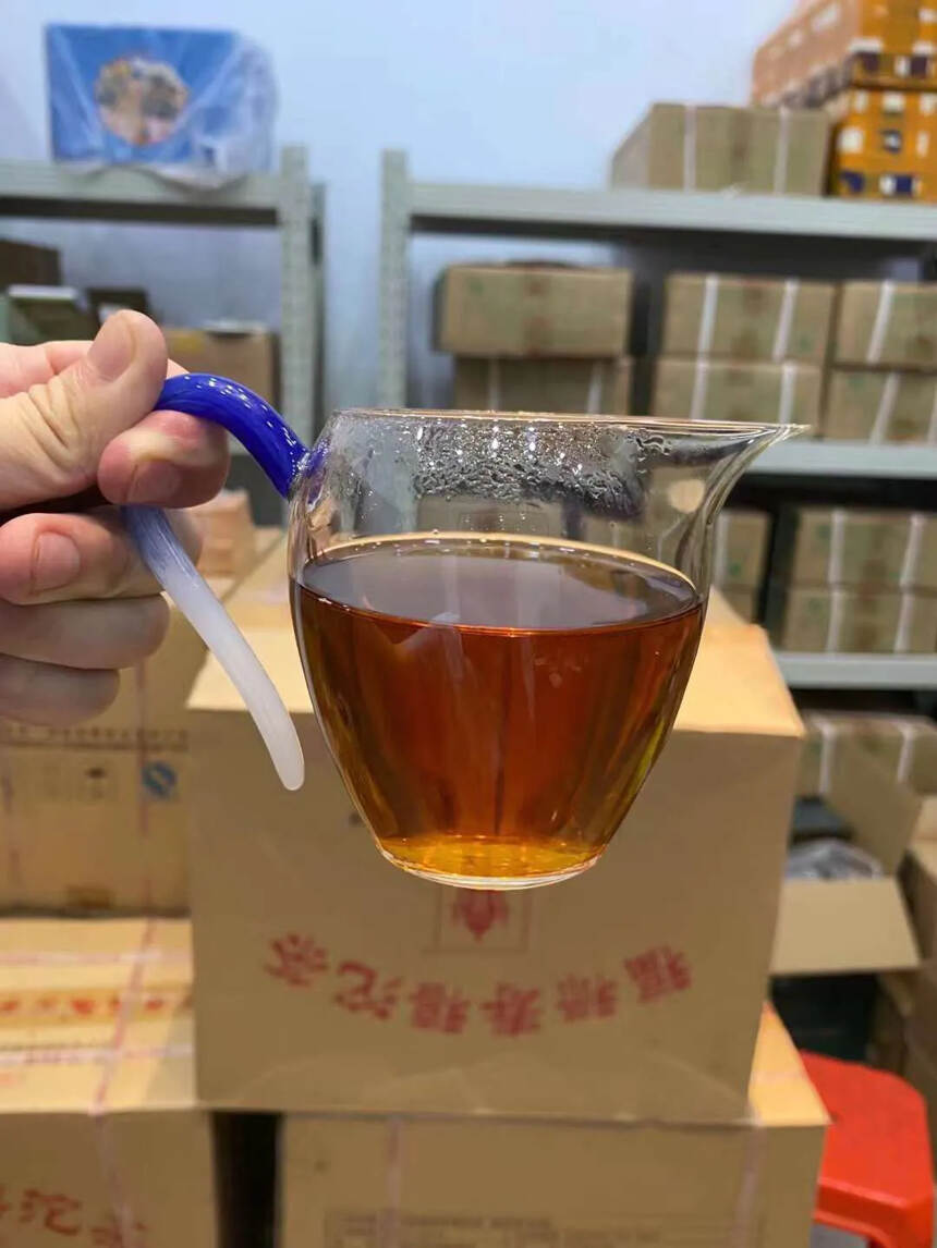 ❤❤喜欢老茶的朋友，老品牌，十七年老生沱，土林200