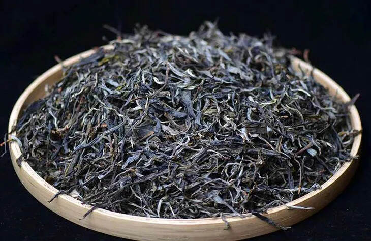 霸道茶气，满满能量！易武铜箐河！600-800年顶天