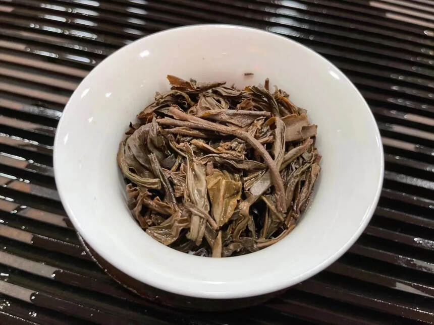 05年海鑫堂易武古茶(400g)野生茶。点赞评论送茶