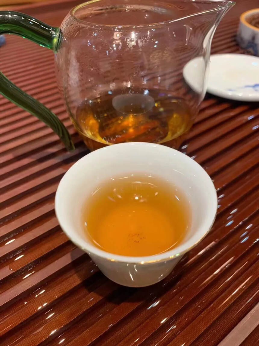 03年紫芽老茶砖生茶！
茶中珍品，富含花青素
口感​