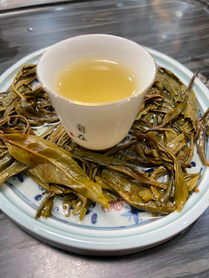 高端龙珠生茶系列—2021年帕沙犀牛塘头春。#普洱茶