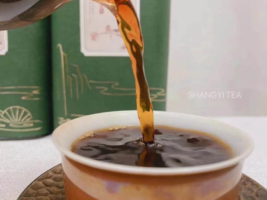 2006年老曼峨茶厂布朗山散熟茶，适度发酵，香高悠长